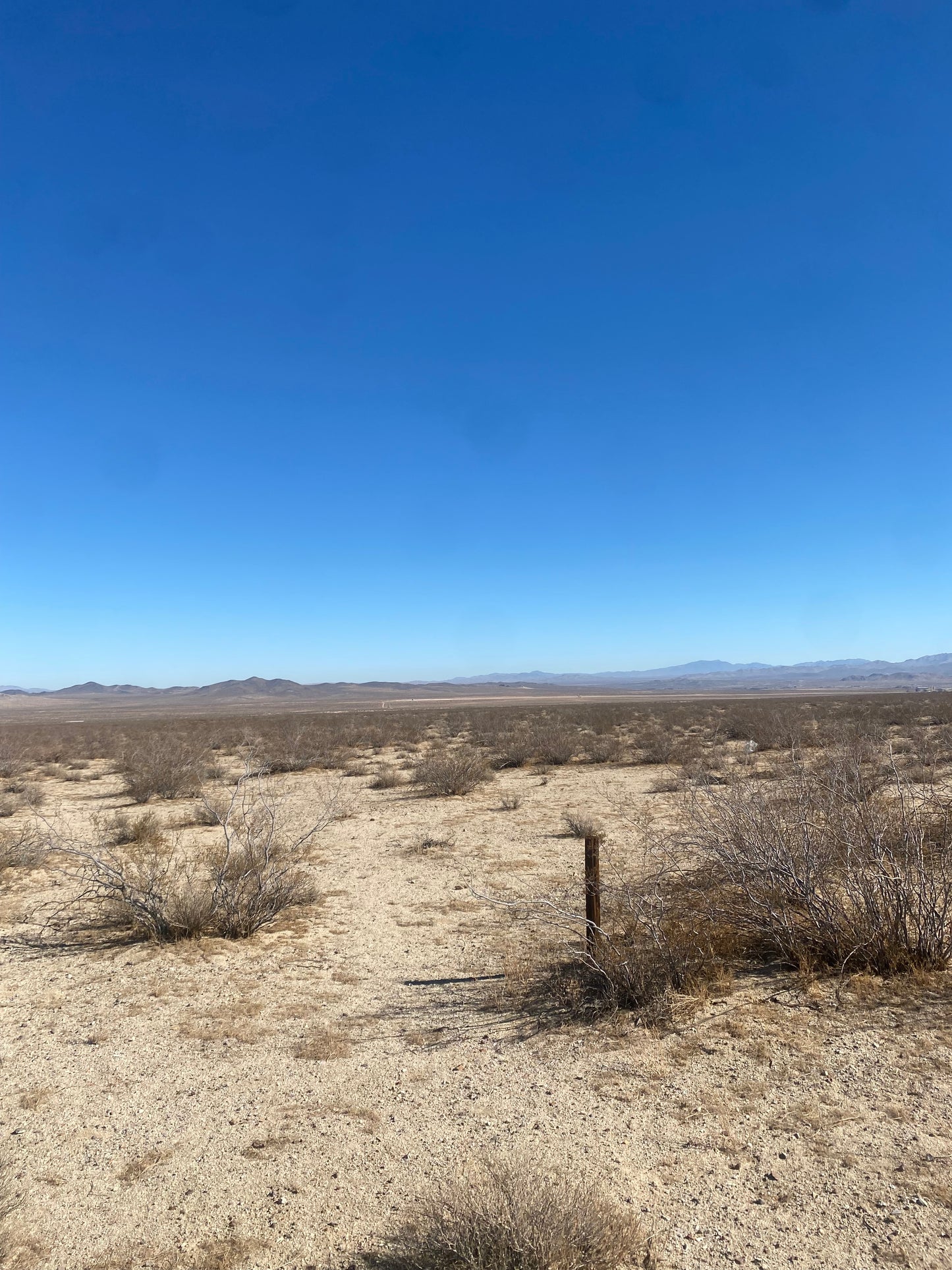 0.22 5 acres en helendale por silver lakes