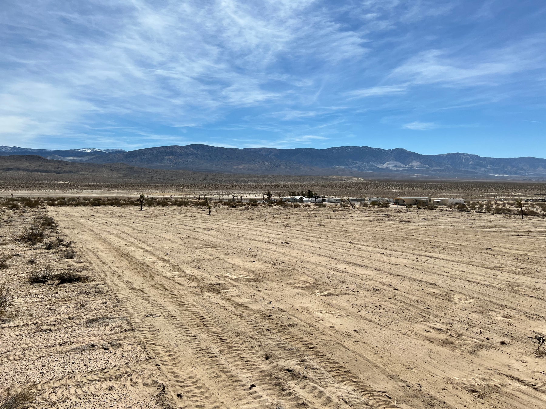 0.01 Lucerne Valley 2.5 acres PIN 8022