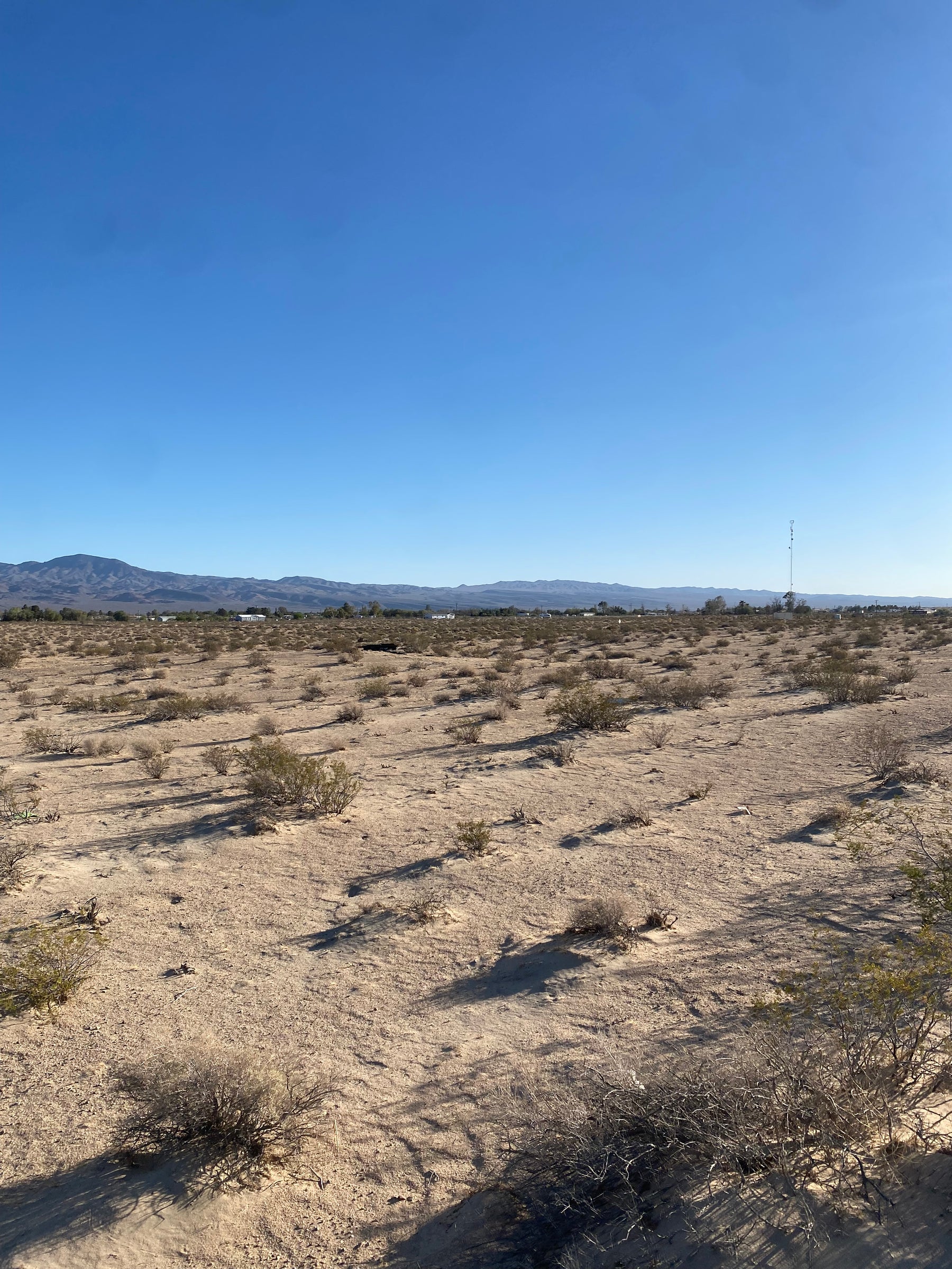 0.05 Newberry Springs 2.94 acres SOLO $810 AL MES