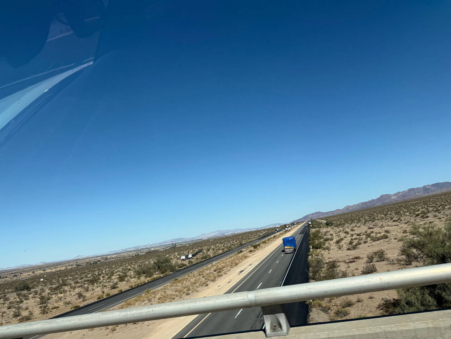 0.62 10 Acres en Barstow/Hermosa Vista a fwy 15